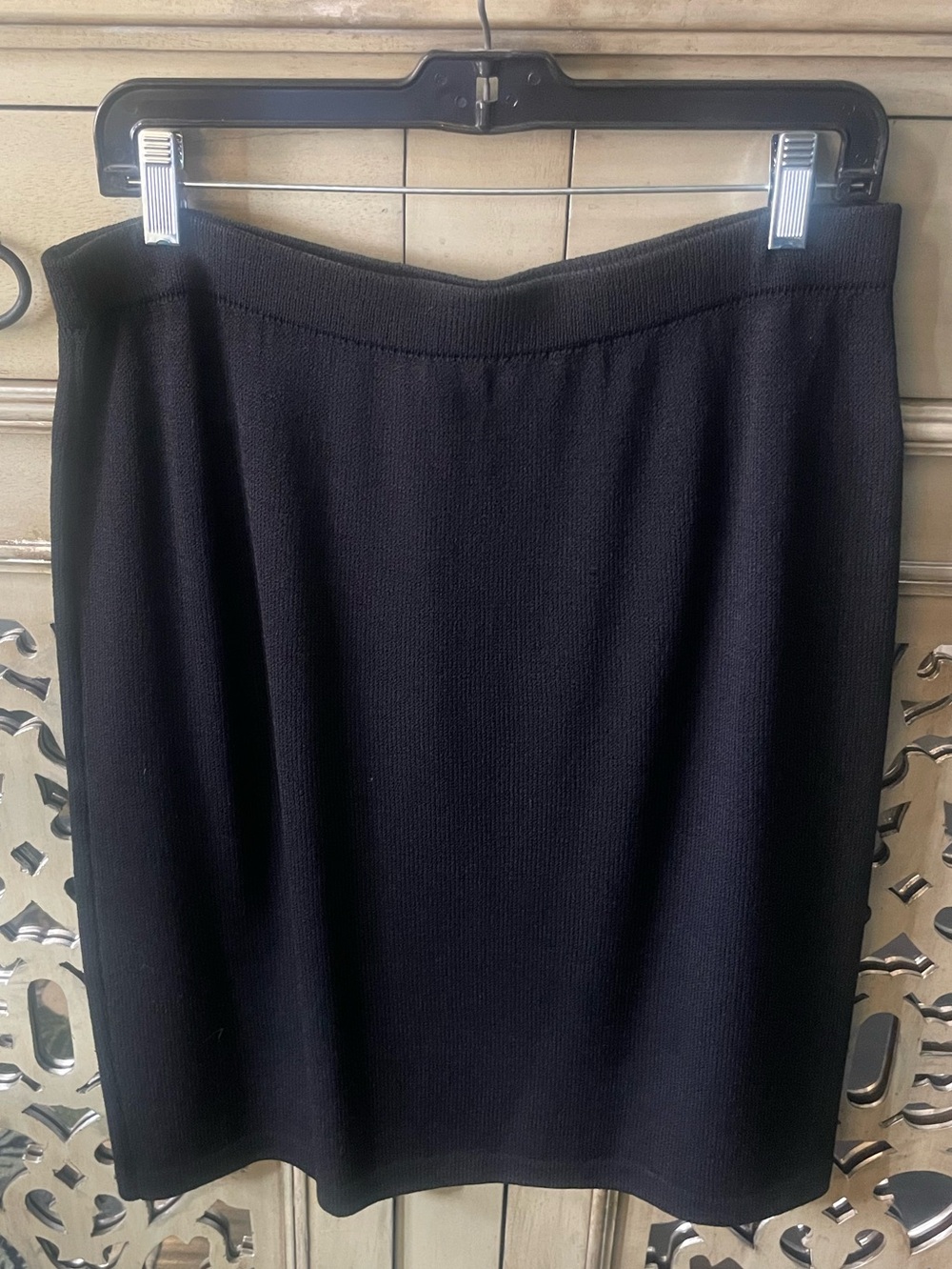 Classic Black Knit Women’s Skirt